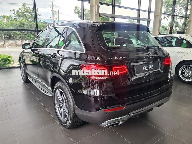 Mercedes-Benz GLC200 V1 2023 Đen 15.000 km