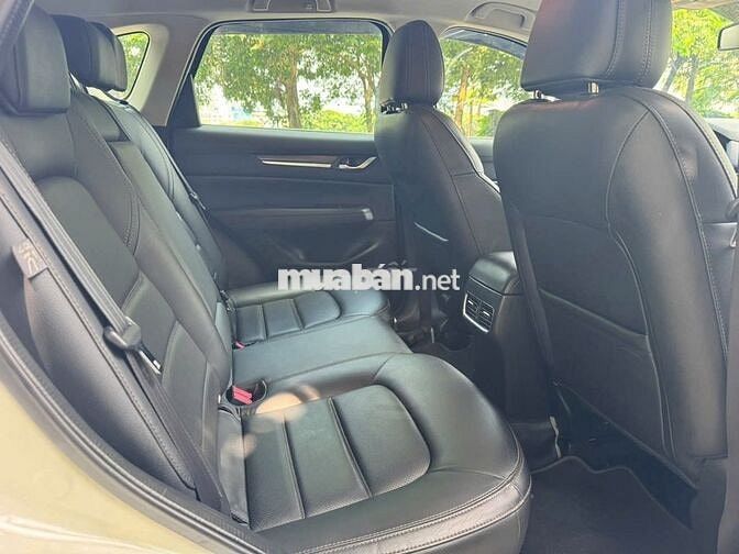 Mazda CX5 2.0 Deluxe 2019 4 vạn km Trắng
