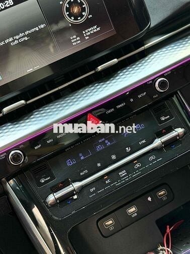 Kia Carnival Signature 2022 Đỏ 7 chỗ