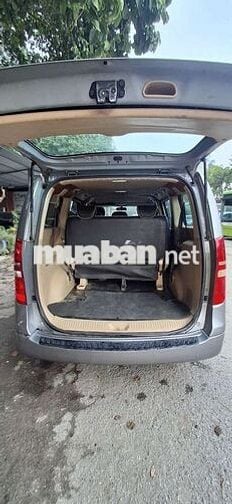 Hyundai Starex 2010 Bạc 9 chỗ 325.799 km