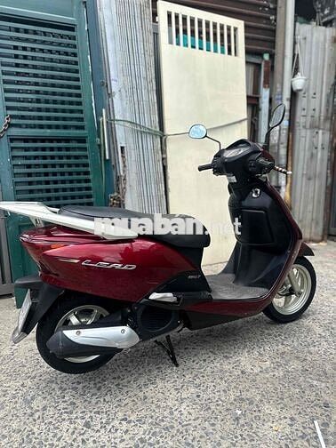 Honda Lead 2012 màu Đỏ