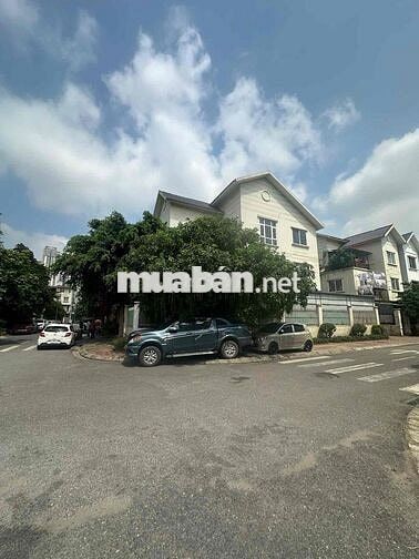 HƠN 140 Triệu/Met  BIỆT THỰ ĐƠN LẬP 3 TẦNG - KĐT CHỨC NĂNG TÂY MỖ - GẦ