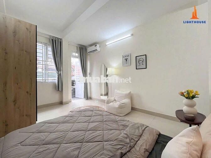 Phòng ban công mới đẹp-Full nội thất-Gần ĐH Công Nghiệp-Văn Lang