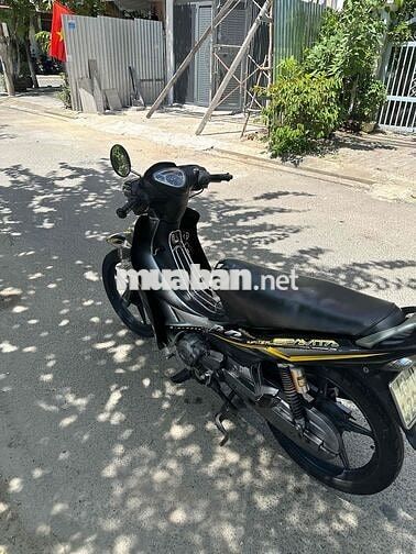 Yamaha Jupiter Gravita Đen vàng