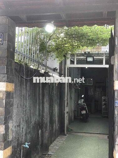 Nhà 70m2 1 trệt 1 lầu ngay chợ Thới Tứ