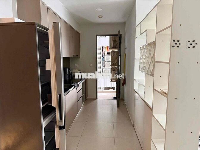 Căn góc 2 Phòng ngủ cho thuê trống sẵn. Giá chỉ 9 tr. Đầy đủ nội thất.