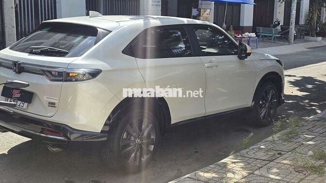 Honda HR-V RS 2022 1.5L Turbo,màu trắng,29.000 km