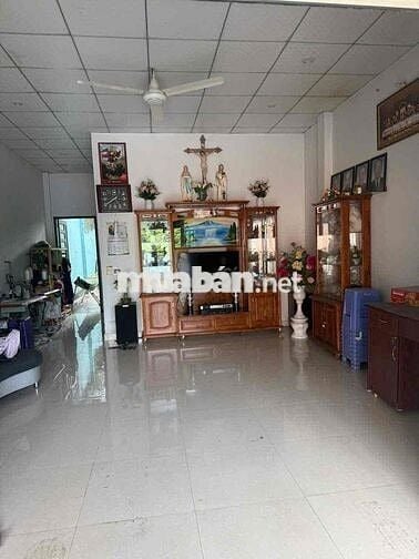 Bán nhà 125,2m² đường ô tô 6m P. Tân Phong cũ giá 1 tỷ