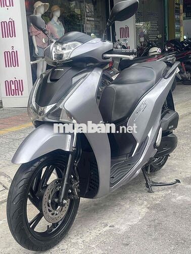 Honda SH Xám 2017 zin 2 khoá ga.Hồ sơ sẵn