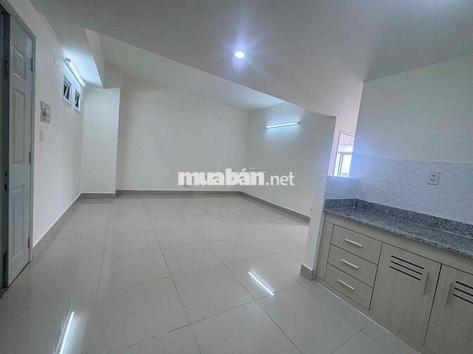 bán chung cư 1050- 2PN - sổ sẵn , 61m2