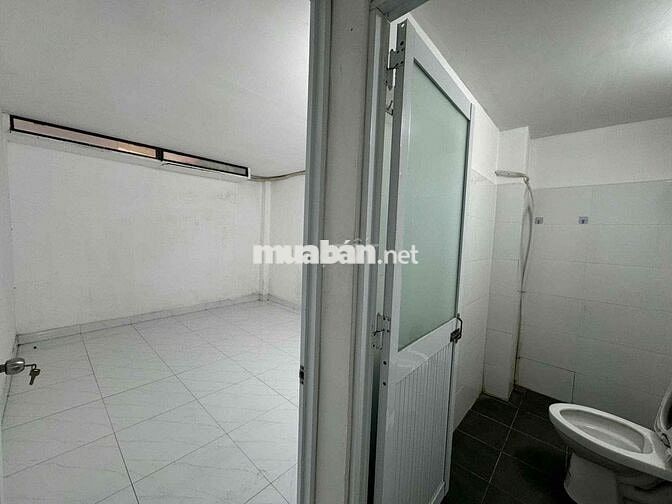 NHÀ NGUYÊN CĂN GIÁ RẺ 2 PHÒNG NGỦ RIÊNG BIỆT RỘNG 50M2 NGAY TRUNGTÂM