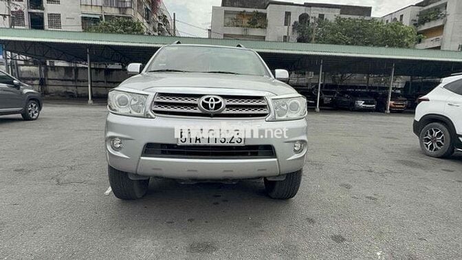 Toyota Fortuner 7 chỗ, AT, đúng chuẩn 56.000 km