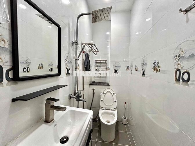 STUDIO mới xây siêu đẹp Q6 có ban công, thang máy hẻm oto tận cửa