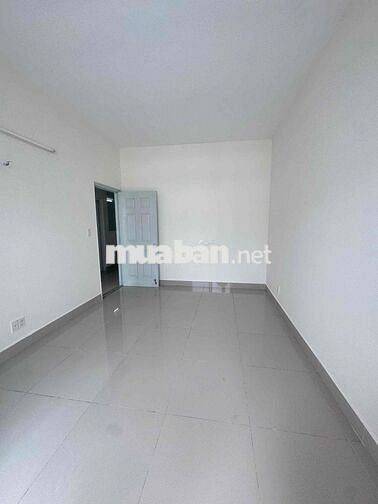 bán chung cư 1050- 2PN - sổ sẵn , 61m2