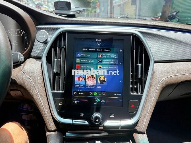VinFast Lux A Base 2021 Cam đỏ 55.000km