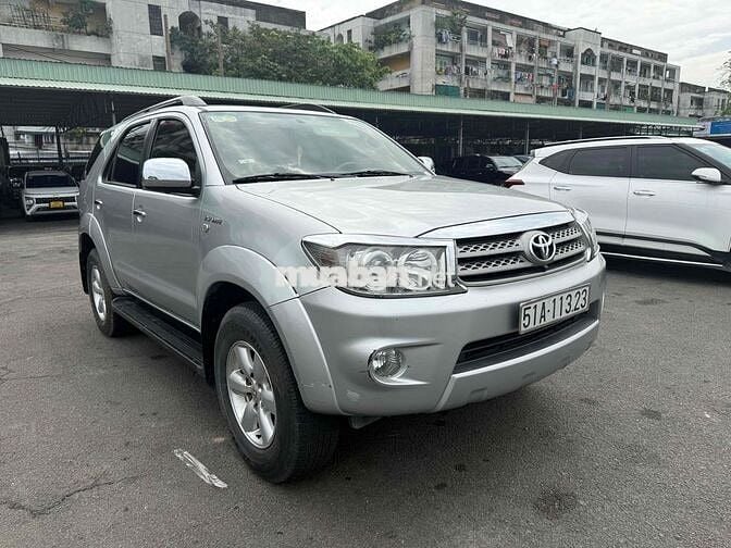 Toyota Fortuner 7 chỗ, AT, đúng chuẩn 56.000 km