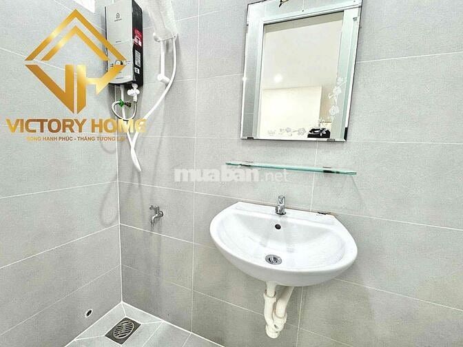 STUDIO BAN CÔNG FULL NỘI THẤT GẦN Q1