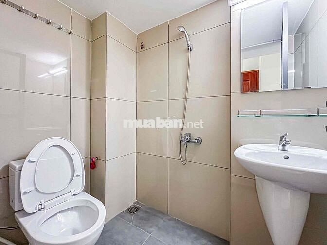STUDIO CỬA SỔ TRỜI MÁY GIẶT RIÊNG TẠI KDC INTRESCO ĐI BỘ ĐẠI HỌC UEH