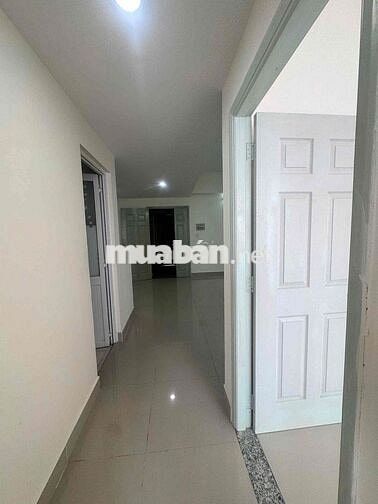 bán chung cư 1050- 2PN - sổ sẵn , 61m2