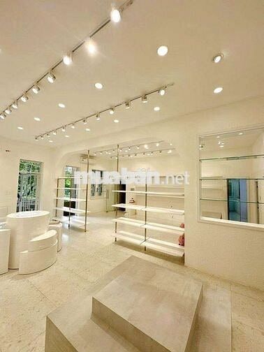 MB NGUYỄN TRÃI Q1. 8X12M, GIÁ CHỈ 30TR