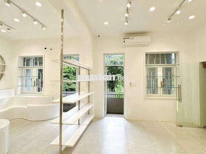 MB NGUYỄN TRÃI Q1. 8X12M, GIÁ CHỈ 30TR