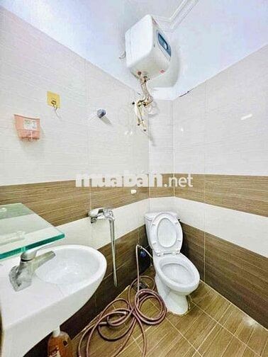 nhà bìa đỏ chính chủ 4 tầng xinh xắn