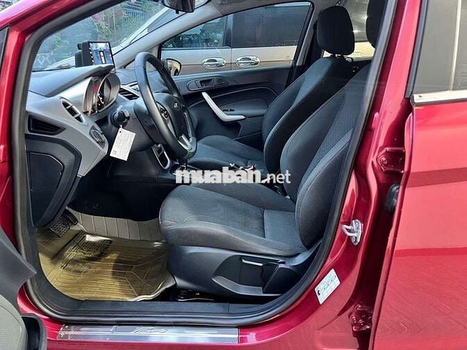 Ford Fiesta S 2012 Tự động Đỏ 73.000 km