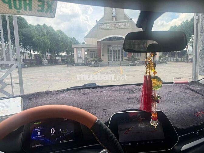 VinFast VF5 lăn bánh tháng 2 -2025 san xuất 2024