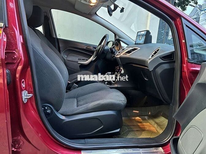 Ford Fiesta S 2012 Tự động Đỏ 73.000 km