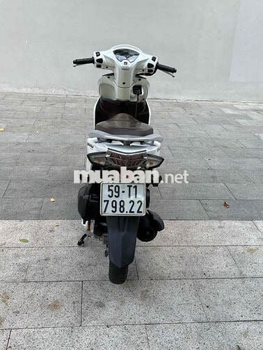 Honda Vision Trắng . bstp chính chủ