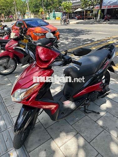Yamaha Luvias 2013 màu Đỏ