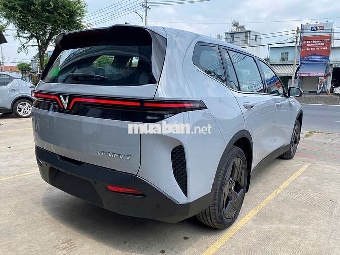 VinFast VF MPV7 trả trước chỉ từ 31