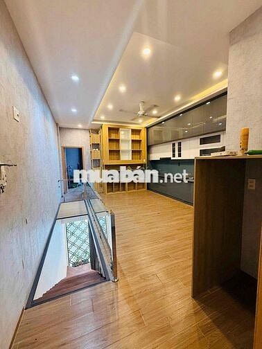 Cho Thuê Nhà 2 tầng mặt tiền Trần Hưng Đạo gần toà nhà mornachy