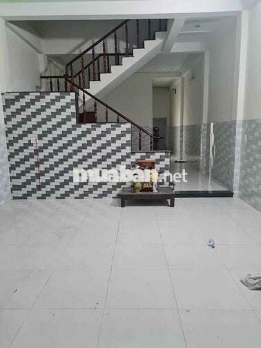 cho thuê nhà khu dân cư đường nhựa gần trung tâm y tế dĩ an