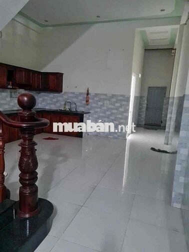 cho thuê nhà khu dân cư đường nhựa gần trung tâm y tế dĩ an