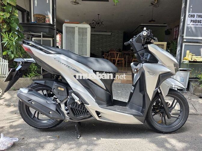 Honda Vario 150 2018 Bạc