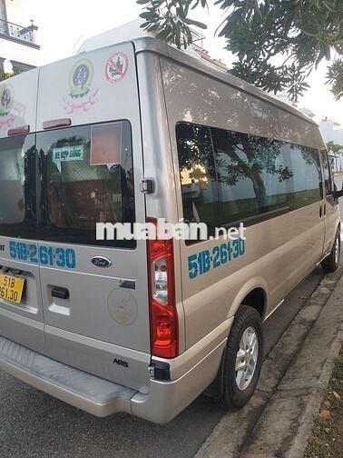 Ford Transit 16 chỗ Vàng cát