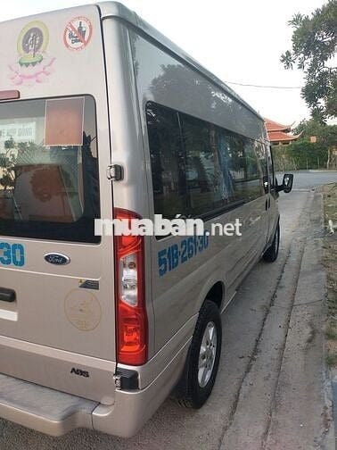 Ford Transit 16 chỗ Vàng cát