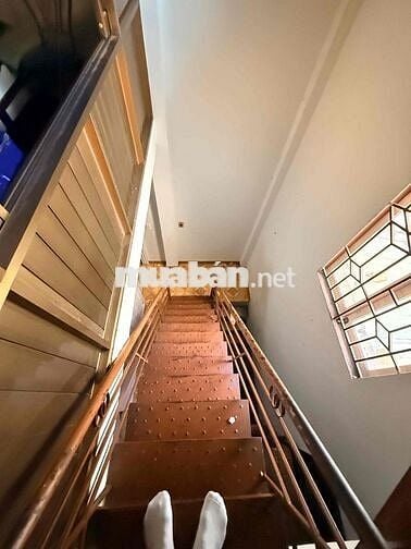 Hẻm xe hơi thông -3 tầng -60m-Ngay khu Tân Cảng -Gấp bán