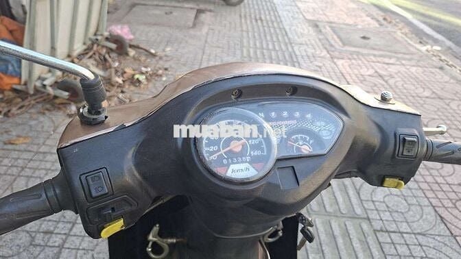 Suzuki Smash Revo 110 2012 Vàng đồng