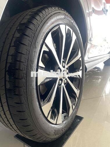 VELOZ CROSS TOP - GIAO NGAY - GIÁ CẠNH TRANH