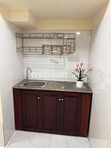 Hàng hiếm Q7 phòng gác lửng/studio gần KCX đi nhanh Q4, Q1