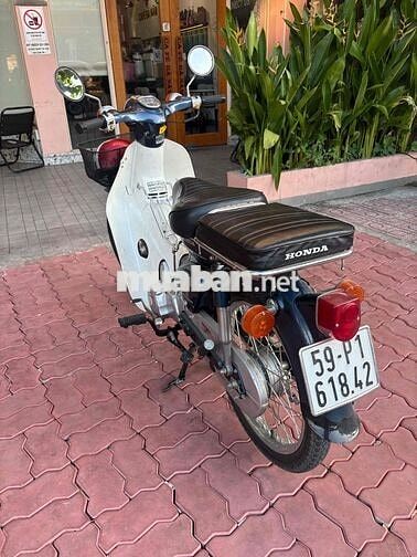 Honda Super Cub 81 70cc Xanh, Trắng