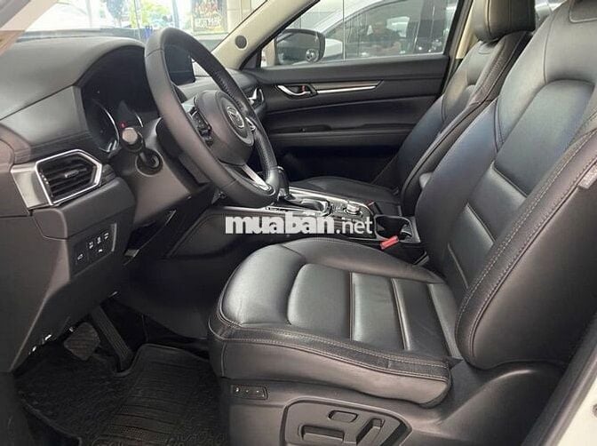Mazda CX5 Premium 2.0 AT 2022 - 685 Triệu