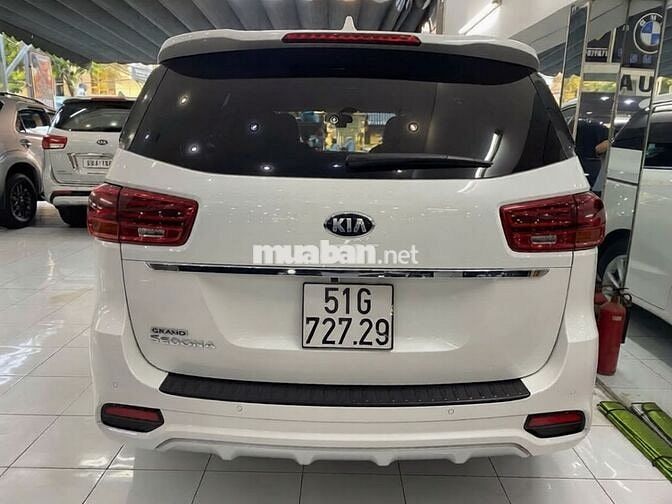 Kia Sedona Platinum G 2018 - 590 Triệu