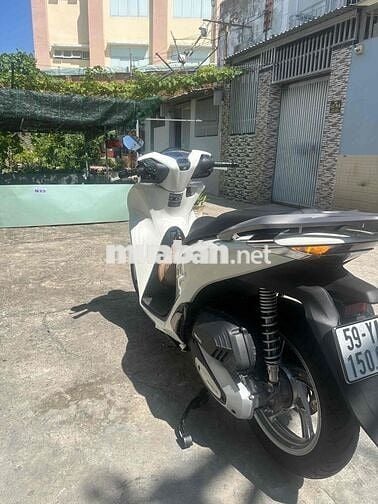 Honda SH 125 CBS 2024 Trắng 8000 km