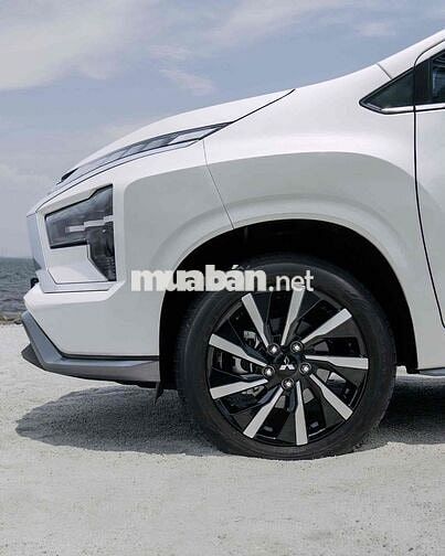 Mitsubishi Xpander 7 chỗ - 100% trước bạ