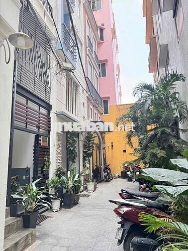 CHO THUÊ MẶT BẰNG BÙI THỊ XUÂN Q1