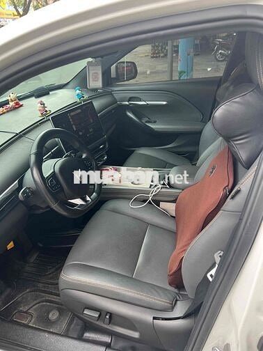 VinFast VF6 2024 Trắng 15.4000 km