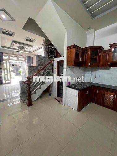 NHÀ HẺM XE TẢI QUANG TRUNG (4,2x15M) - 4 PHÒNG NGỦ SẴN MÁY LẠNH